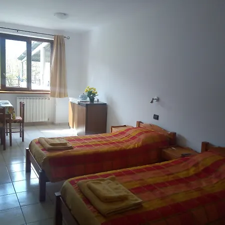 San Giuliano Dei Fratelli Giai *