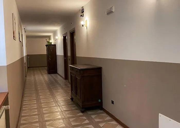 San Giuliano Dei Fratelli Giai 农家乐 *